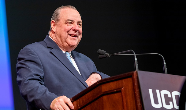 Paul K. Pernerewski, mayor of Waterbury, speaks to attendees of WISHfest